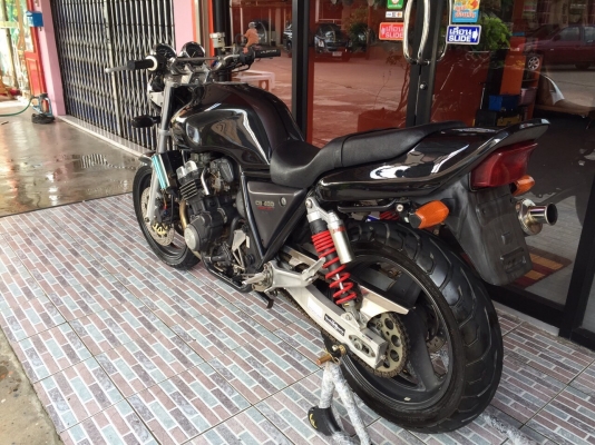 ธารนนทบุรี//ขาย HONDA CB 400 ปี 94 ไมค์ 3 ลูก ระบบไฟติดครบ ระบบเครื่องสมบูรณ์ ราคา 49,000 บาท อินวอยท์แท้ สรรพสามิตแท้((ใบถ่าย))