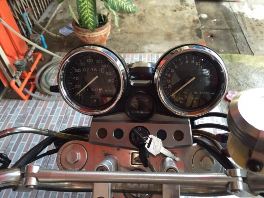 ธารนนทบุรี//ขาย HONDA CB 400 ปี 94 ไมค์ 3 ลูก ระบบไฟติดครบ ระบบเครื่องสมบูรณ์ ราคา 49,000 บาท อินวอยท์แท้ สรรพสามิตแท้((ใบถ่าย))