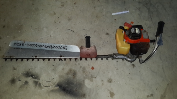 เครื่องตัดแต่งกิ่งไม้ พร้อมใช้งาน