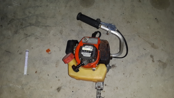 เครื่องตัดแต่งกิ่งไม้ พร้อมใช้งาน