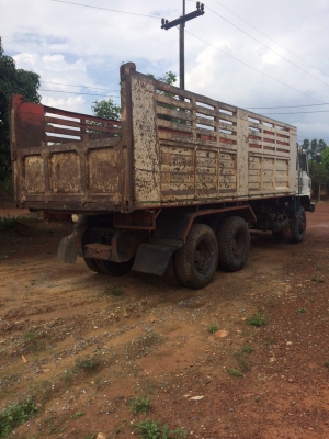 ขายHINO 220 แรง เกียอีตั้น. สภาพดีพร้อมใช้ ขายHINO 220 แรง เกียอีตั้น. สภาพดีพร้อมใช้