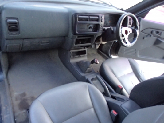 L200- STRADA เครื่อง 2500 รถบ้านสวยสีเดิมสภาพต้องเก็บงาน  (ขายตัดด่วน 90000 ก่อน15 สค ครับสนใจโทรคุยได้ครับ)