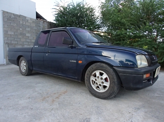 L200- STRADA เครื่อง 2500 รถบ้านสวยสีเดิมสภาพต้องเก็บงาน  (ขายตัดด่วน 90000 ก่อน15 สค ครับสนใจโทรคุยได้ครับ)