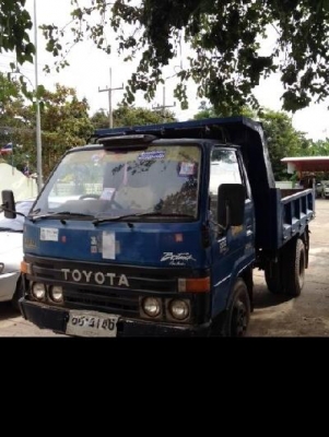 หกล้อดั้ม