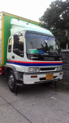 ISUZU DECA FTR ตู้ 10 บาน ไม่เคยชน 100\%  ติดต่อ 081-9893802