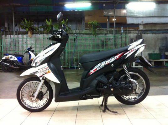 ขออนุญาติขาย Honda Click Combi Brake ทะเบียนสวย 268 ฟรีค่าโอน