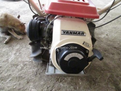 รถเกี่ยวข้าวเดินตาม    YANMAR   YB302 รหัสสินค้า : 80802328  Line ID: nihonmono หรือเพิ่มเติมไดที่ www.nihonmono.com
