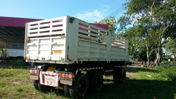 ขายด่วนหางพ่วงดั้มของใหม่3เพลาแท้ยาว6.5เมตรปี56สภาพ100\%