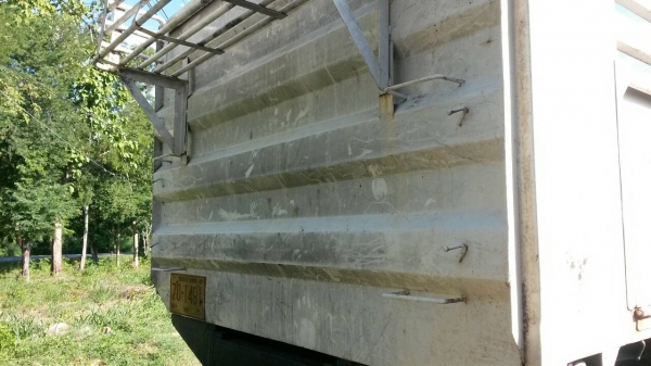 ขายด่วนหางพ่วงดั้มของใหม่3เพลาแท้ยาว6.5เมตรปี56สภาพ100\%