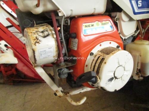 รถเกี่ยวข้าวเดินตาม KUBOTA HF32S รหัสสินค้า : 80802333 Line ID: nihonmono หรือเพิ่มเติมไดที่ www.nihonmono.com รถเกี่ยวข้าวเดินตาม KUBOTA HF32S รหัสสินค้า : 80802333 Line ID: nihonmono หรือเพิ่มเติมไดที่ www.nihonmono.com