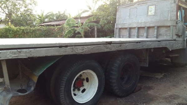 ขาย10ล้อหน้ายาว เพลาเดียว พื้นเรียบ 6BD1 ปั้มลม เพาเวอร์