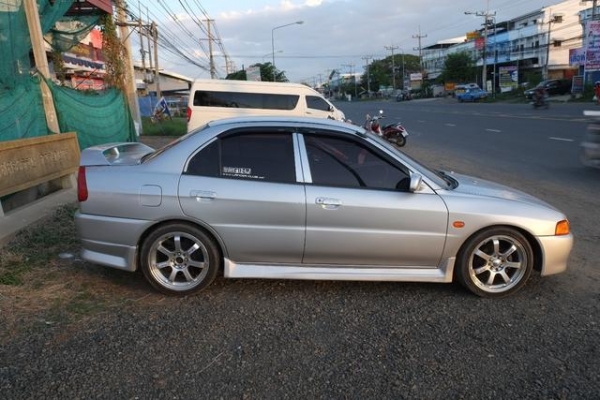 MITSUBISHI LANCER ท้ายเบนซ์ 1.8 4G93 TURBO ปี 2000 MITSUBISHI LANCER ท้ายเบนซ์ 1.8 4G93 TURBO ปี 2000
