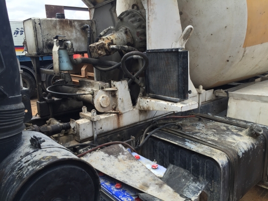 10ล้อโม่ปูน230แรง Nissan UD CWM430M. รถสภาพดีพร้อมใช้