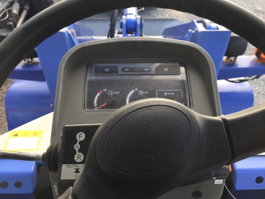 ขายด่วน !!! รถตัก TCM L4-2 รถนอก สภาพสวย มีเอกสาร พร้อมใช้งาน เจ้าของขายเอง ขายด่วน !!! รถตัก TCM L4-2 รถนอก สภาพสวย มีเอกสาร พร้อมใช้งาน เจ้าของขายเอง