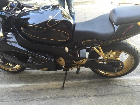 ขายตัวเเรง ZX9 Y99