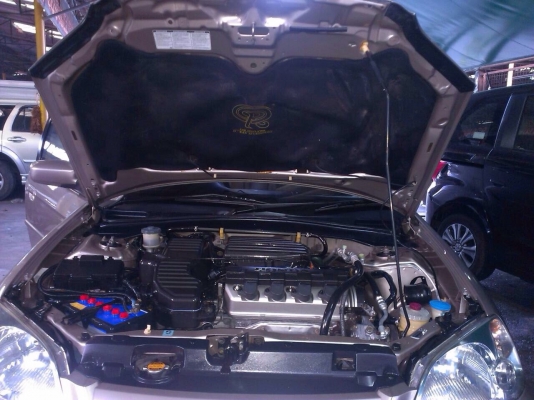 ขายด่วนHonda  civic ปี03รถบ้านมือเดียวไม่มีชนรถเดิมๆราคาแบ่งกันขับ