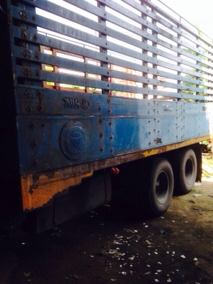 ขายรถบรรทุก 10 ล้อรั้วไม้ MITSUBISHI FN215K 160 แรงม้า ราคา 290000