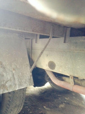 ขายรถบรรทุก 10 ล้อรั้วไม้ MITSUBISHI FN215K 160 แรงม้า ราคา 290000