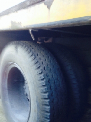 ขายรถบรรทุก 10 ล้อรั้วไม้ MITSUBISHI FN215K 160 แรงม้า ราคา 290000