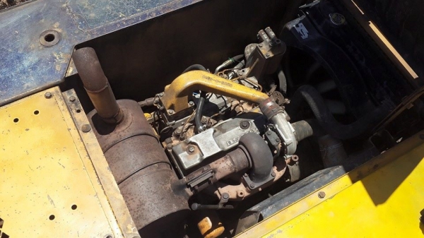 ขายรถขุดแบ็คโคkomatsu pc120-5 ไฟฟ้าเต็ม เอกสารอินวอยซ์ ช่วงล่างดี แอร์เย็น บูมสวยเฟรมสวย พร้อมลงลุยงาน