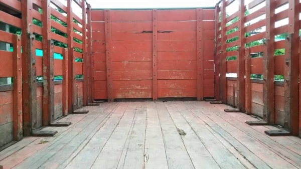 ขาย6ล้อ อีซูซุ4.30เมตร NPR120 ฝาขาวช่วงล่าง Fหลัง คอกไม้ แชชซีสวยเครื่องดี สภาพพร้อมใช้งาน เอกสารเล่มทะเบียนพร้อมโอน