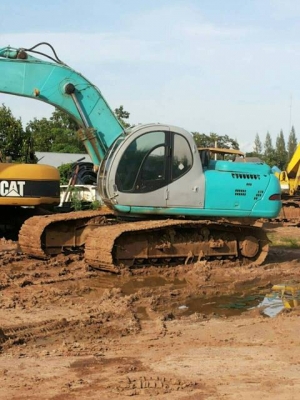 ขายรถแบคโฮ KOBELCO sk200-5บูมยาวและบูมสั้นรวมบูม2ชุดไฟฟ้าครบรถพร้อมใช้งานราคาถูก ขายรถแบคโฮ KOBELCO sk200-5บูมยาวและบูมสั้นรวมบูม2ชุดไฟฟ้าครบรถพร้อมใช้งานราคาถูก