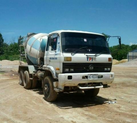 ขายรถโม่ปูน 6คิวNISSAN UD cw 52 290แรง2เพลาเอกสารพร้อมโอนราคาถูก 580,000