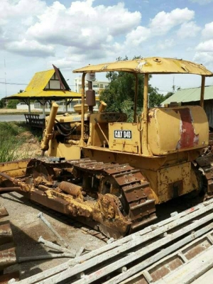 ขายรถแทรคเตอร์ CAT D4Dฝาบางตีนไก่พร้อมใช้งานราคา250,000