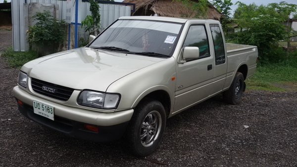 ด่วน ดาวน์เพียง35000บาท ISUZU DARGON EYE เครื่อง2500cc  เครื่องดีแน่นๆ  ไม่ไอ ไม่พ่น ช่วงล่างดี แคชซีสวย เกียร์ เฟืองท้ายดี ไม่หลุด ไม่หอน เข้าง่าย ขับดีรถพร้อมใช้ (สด ผ่อนว่ามาครับ)