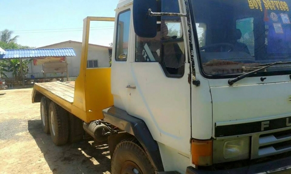 ขายเทรลเลอร์2เพลา 195แรง หางใหญ่ขึ้นPC200 ได้สบาย โลฮาย10สปีด สภาพพร้อมใช้งาน เอกสารพร้อมโอน สนใจโทร 090-8588220คุณนะ 093-3258446คุณบิว ID:narong498 หรือเข้าดูสินค้าอื่นๆได้ที่ www.truck.in.th/498 หรือเพจFacebook ณรงค์ ซื้อขายรถมือสอง (เว็บไซต์ส่วนตัว) หร