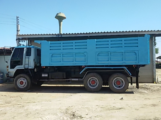 ขาย 10 ล้อ ISUZU ดั้ม 2เพลา ร๊อคกี้ 240 แรง สภาพพร้อมใช้งาน