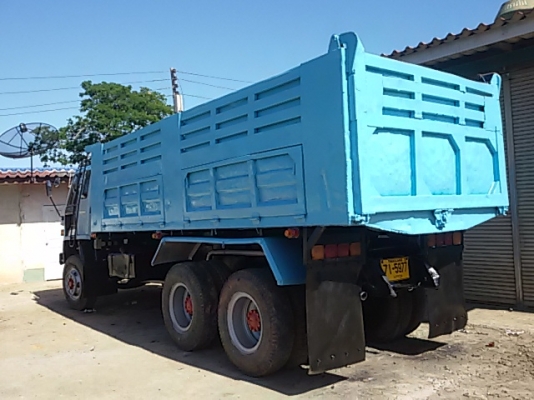 ขาย 10 ล้อ ISUZU ดั้ม 2เพลา ร๊อคกี้ 240 แรง สภาพพร้อมใช้งาน