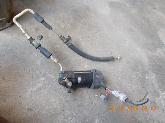 ขายปั้มเพาเว่อไฟฟ้า ของmr2 4000บาท