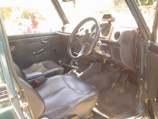 SUZUKI แคริเบียน 1.3 โฟวีล ปี38 ฟรีลอค ยาง 31 แกสแล้วครับ SUZUKI แคริเบียน 1.3 โฟวีล ปี38 ฟรีลอค ยาง 31 แกสแล้วครับ