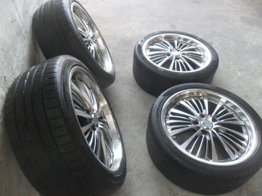 ล้อแม็ก 18นิ้ว 5รู114 พร้อมยาง สวยๆ 4 ล้อ ราคา 8900 บาท ล้อแม็ก 18นิ้ว 5รู114 พร้อมยาง สวยๆ 4 ล้อ ราคา 8900 บาท
