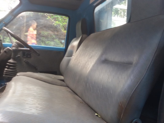 ขาย 6 ล้อ ISUZU KT 26  100แรง (4BC2ฝาดำ) รถห้างแท้(ลูกค้าขอนแก่นมาวางเงินจองแล้ว)(ดาวน์108000 บาท)เครื่องแห้ง แน่นแรงดีสุดๆ แซสซีสวยๆไม่ผุไม่ดาม พวงมาลัยพาวเวอร์ เกียร์สั้น ดั้มหัวได้ ยางใหม่ๆ6 เส้น รถวิ่งดีขับดี พร้อมลุยงานทำเงิน เอกสารเล่มทะเบียนพร้อมโอ