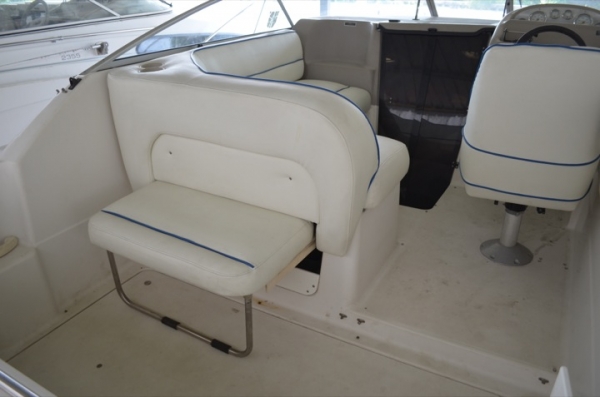 เรือ Bayliner 2355 Ciera ราคาพิเศษ 880,000 ยาแก้เครียดชั้นดี พักผ่อนวันว่างอย่างมีอิสระเสรีบนเรือส่วนตัว เพรียบพร้อมด้วยอุปกรณ์อำนวยความสะดวก