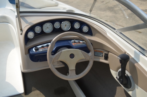 เรือ Bayliner 185 ปี 2004 พร้อม trailer จากอเมริกา เรือดีพร้อมใช้งาน ราคา 430,000 บาท