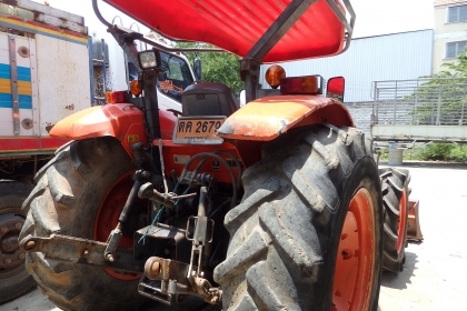 รถไถ Kubota M7040 70แรง 2เพลา 4*4 พร้อมดันหน้า