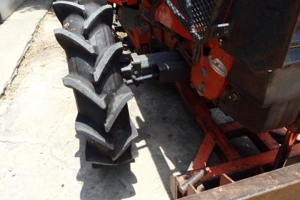 รถไถ Kubota M7040 70แรง 2เพลา 4*4 พร้อมดันหน้า