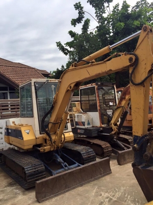 PC40-6 เก่านอกไม่เคยใช้งานในไทย ราคา 400,000 บาท PC40-6 เก่านอกไม่เคยใช้งานในไทย ราคา 400,000 บาท