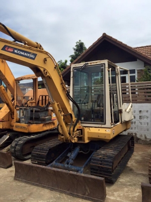 PC40-6 เก่านอกไม่เคยใช้งานในไทย ราคา 400,000 บาท PC40-6 เก่านอกไม่เคยใช้งานในไทย ราคา 400,000 บาท