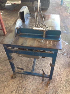 ขายเเท่นตัดสันติ 12นิ้วสภาพเยี่ยมพร้อมใช้งาน