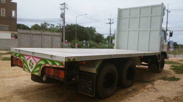 HINO F17 พื้นเรียบ