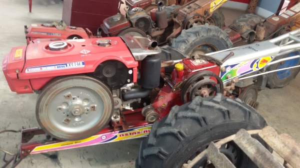 ขายเครื่องอีที110ตัวนุนราคา23000บาท โครงกระทิงแดงเคเอ็ส72ราคา17000บาทจะชื้แต่เครื่องก็ได้จะชื้อแต่โครงก็ได้ครับสนใจโทร 0813655997อำพร พาเจริญ อยู่วังบัว อคลองขลุง จ กำแพงเพชร