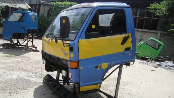 หัวรถ NPR 115 สภาพสวย ขาหน้า ขาหลัง ของครบ ราคาถูก