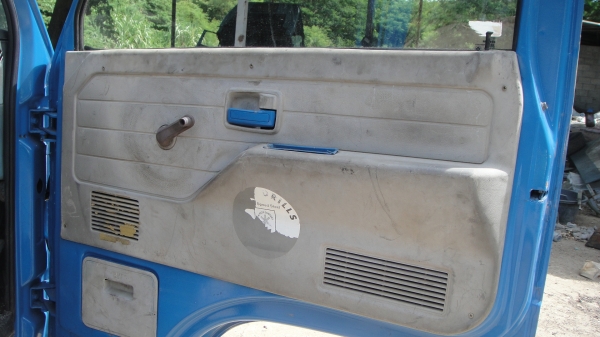 หัวรถ NKR สีใหม่ สภาพสวย ขาหน้า ขาหลัง ของครบ ราคาถูก หัวรถ NKR สีใหม่ สภาพสวย ขาหน้า ขาหลัง ของครบ ราคาถูก