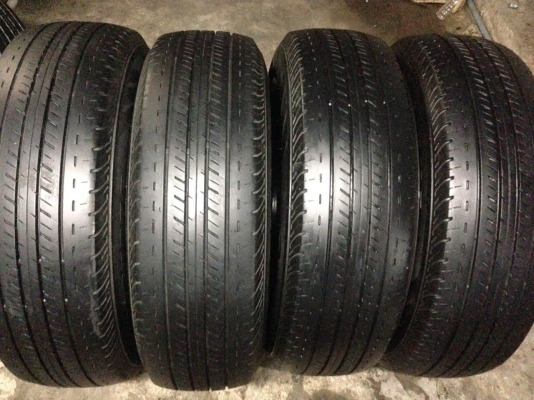 ขาย ยาง 215 70 15 ปลายปี14 BRIDGESTONE DURAVIS R611