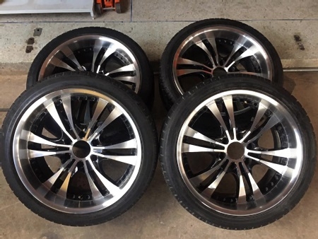 ขายแม็กมือสอง ขอบ20 6รู139 กว้าง9 พร้อมยาง 245/45/20 ปี13