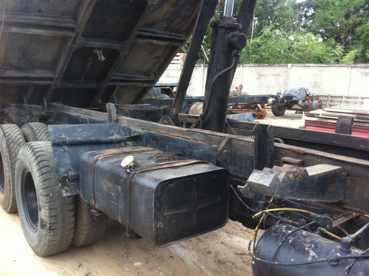 ISUZU 210 เครื่องดี พร้อมใช้ ทะเบียนพร้อมโอน ISUZU 210 เครื่องดี พร้อมใช้ ทะเบียนพร้อมโอน